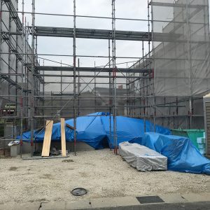 明日上棟します