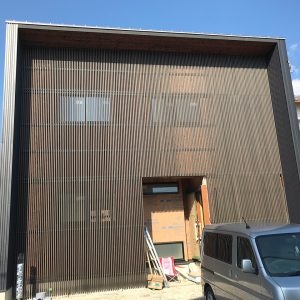 外部足場が取れました。